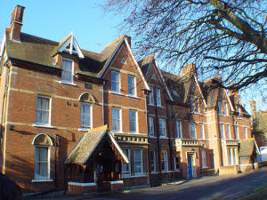 南岸大學 南岸大學