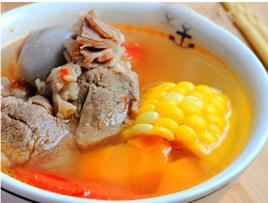 玉米胡蘿蔔豬骨湯 玉米胡蘿蔔豬骨湯