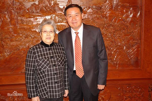 國家領導人親切接見