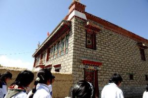 西藏日喀則地區職業技術學校 西藏日喀則地區職業技術學校