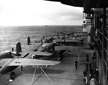 大黃蜂號甲板上的B-25轟炸機