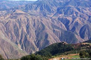 攀西大裂谷一景