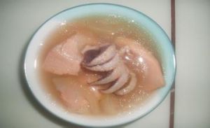 墨魚雞肉飲 墨魚雞肉飲