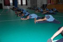 腿功練習 腿功練習