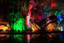 清遠英德寶晶宮 清遠英德寶晶宮