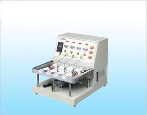 皮革動態防水試驗機