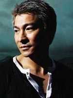 劉德華 飾演【蔡鍔】