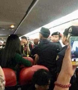 12·12泰國FD9101航班返航事件 12·12泰國FD9101航班返航事件