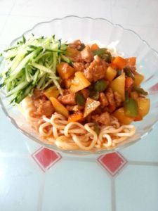 土豆肉丁滷麵 土豆肉丁滷麵