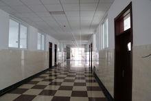 新營中學寬敞的走廊