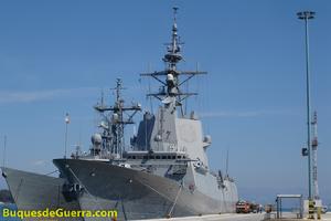 從艦首看阿爾瓦羅&middot;巴贊