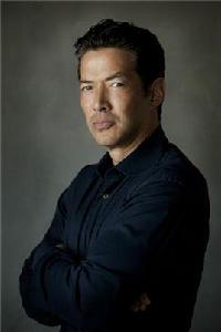 羅素[美籍華裔男演員]