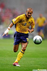 1977年4月16日 1977年4月16日