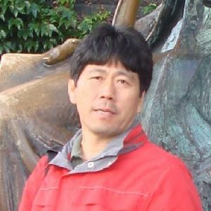 李崇峰[長春市檢察院檢察委員會委員、檢察員]