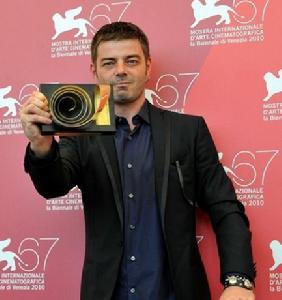 奧雷里亞諾·艾瑪德依 奧雷里亞諾·艾瑪德依