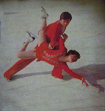 欒波（前）與搭檔姚濱