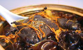 烏雞蟲草湯 烏雞蟲草湯