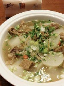 清燉蘿蔔牛腩 清燉蘿蔔牛腩