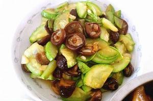 香菇炒西葫蘆 香菇炒西葫蘆