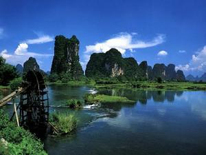 福建武夷山九曲竹筏漂流