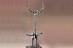 東周銅鹿角立鶴 東周銅鹿角立鶴