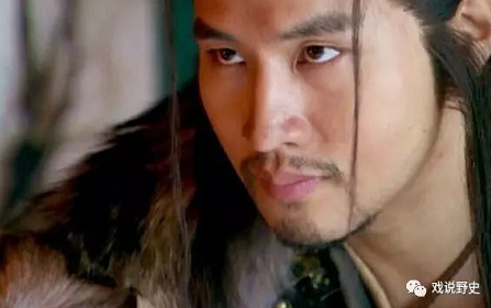 八千抵擋住金兵十萬,岳飛敬重他,可他成名卻是因洗澡時殺了蟒蛇 八千抵擋住金兵十萬,岳飛敬重他,可他成名卻是因洗澡時殺了蟒蛇