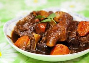 紅酒煨牛肉 紅酒煨牛肉