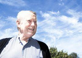 查克·費尼 查克·費尼