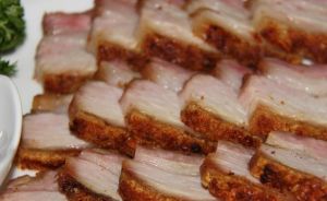 脆皮烤肉 脆皮烤肉