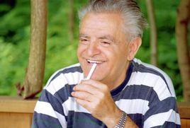 法濟利·伊斯坎德爾 法濟利·伊斯坎德爾