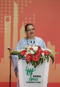 波娜戴特·佳妮洛 波娜戴特·佳妮洛