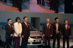 羽&middot;泉助陣長安志翔發布