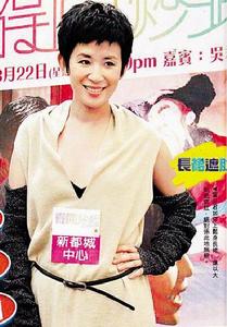 吳君如最近都穿著寬鬆衣服亮相