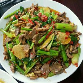 芹菜炒雞雜 芹菜炒雞雜