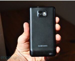 三星Galaxy S II背面