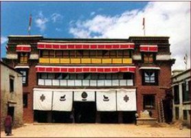 白瑪曲林寺 白瑪曲林寺