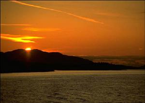 馬爾他屬於典型的亞熱帶地中海氣候，氣候溫和，四季常青，一年中的大部分時間都適合旅遊。