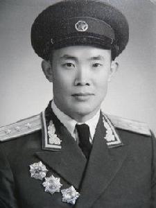 姚克[原四川省軍區副司令員]