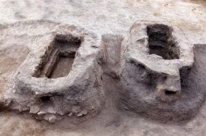 北魏至遼金寺廟熔鐵爐遺蹟