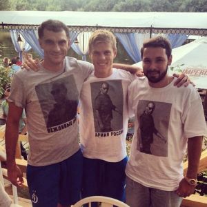 挺普T恤 挺普T恤