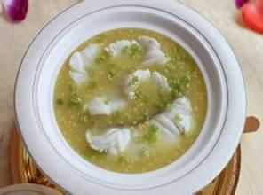 菜遠魚片湯 菜遠魚片湯