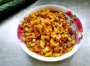 肉末土豆丁西紅柿鹵