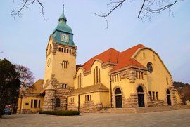 青島基督教堂 青島基督教堂