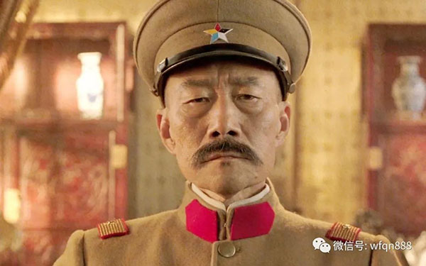 袁世凱邀張作霖進京,張作霖包下北京所有妓院,還騙走袁世凱一塊金表