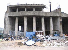 巨人大廈 巨人大廈