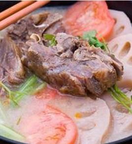 臘排骨蓮藕湯