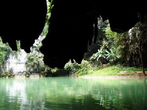 凌雲水源洞 凌雲水源洞