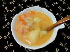 銀耳土豆蔬菜湯 銀耳土豆蔬菜湯