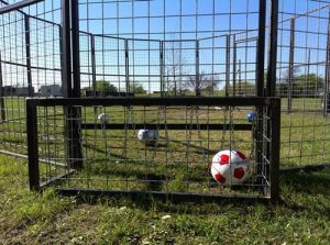 籠式足球 籠式足球