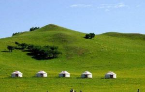 烏蘭布統草原宇航馬場